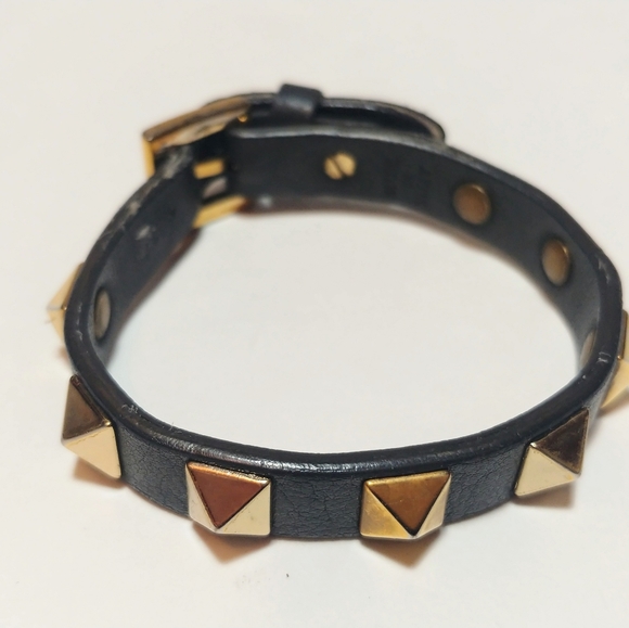 SOLD Valentino rockstud leather braceletrock stud - Picture 5 of 7